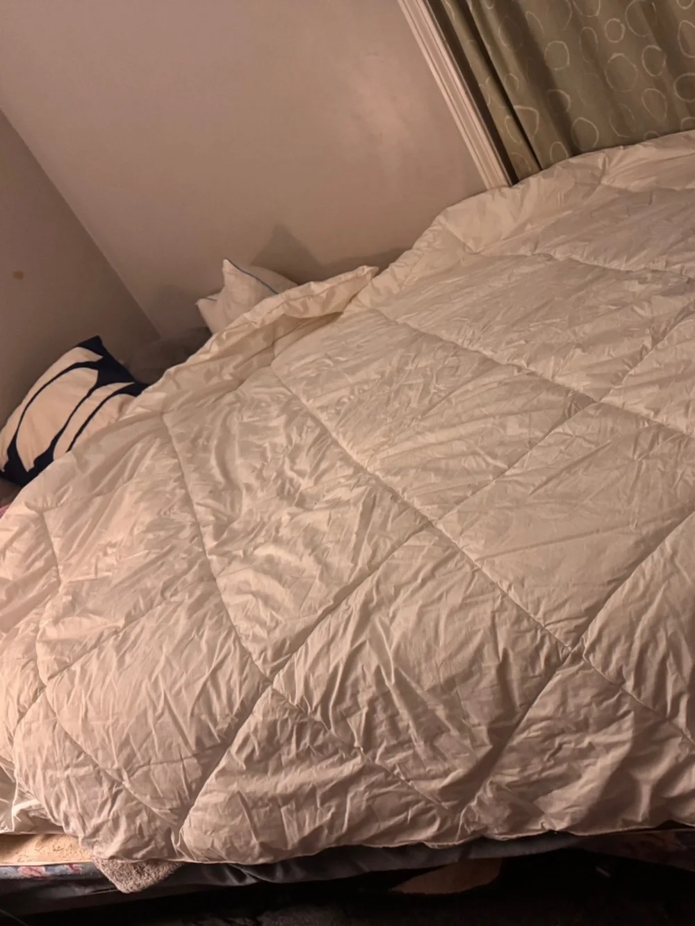 King size White Down Alternative Comforter - Soft cotton Bedding  Premium down a